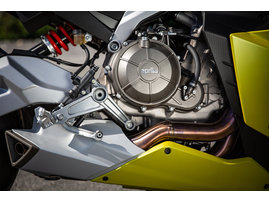 070 RS 660 ambient motorbike