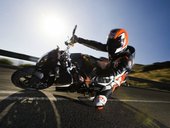 47107 990 Super Duke 2011 Action