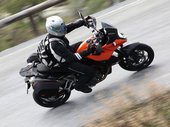 49211 990 SMT 2011 Action