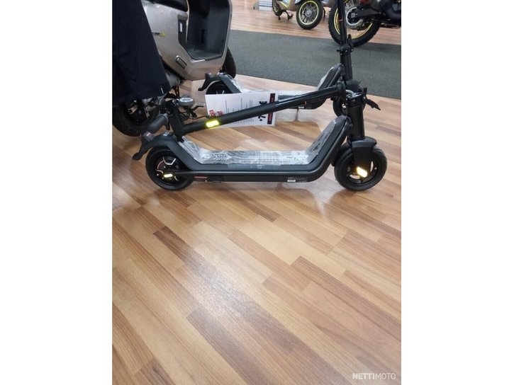 Sähkökulkuneuvot NIU N Sport 2022 5321710