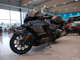 Moottoripyörä Honda GL 2024 16064324