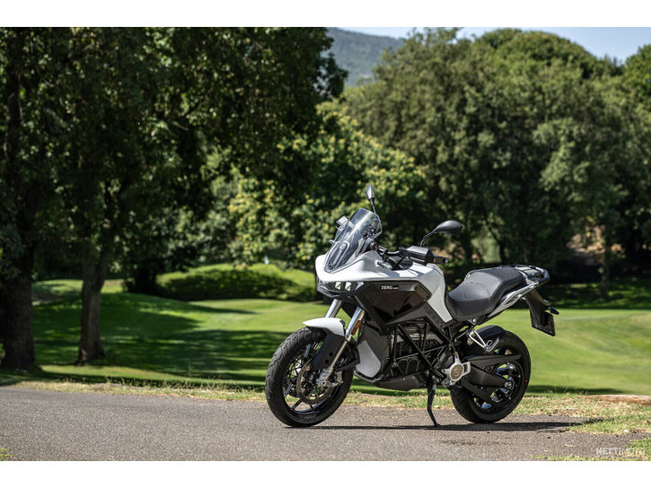 Moottoripyörä Zero DSR 2023 11919683