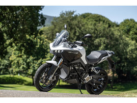 Moottoripyörä Zero DSR 2023 11919684