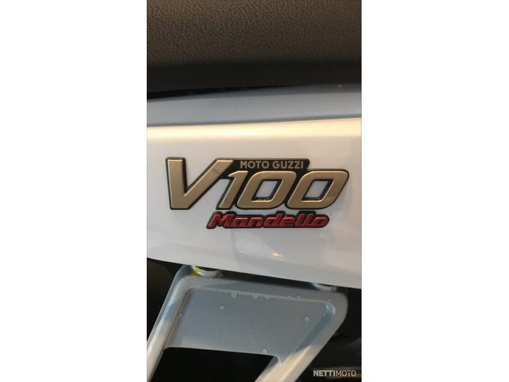 Moottoripyörä Moto Guzzi V100 Mandello 2023 12910698