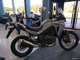 Moottoripyörä Honda XL 2024 14610343