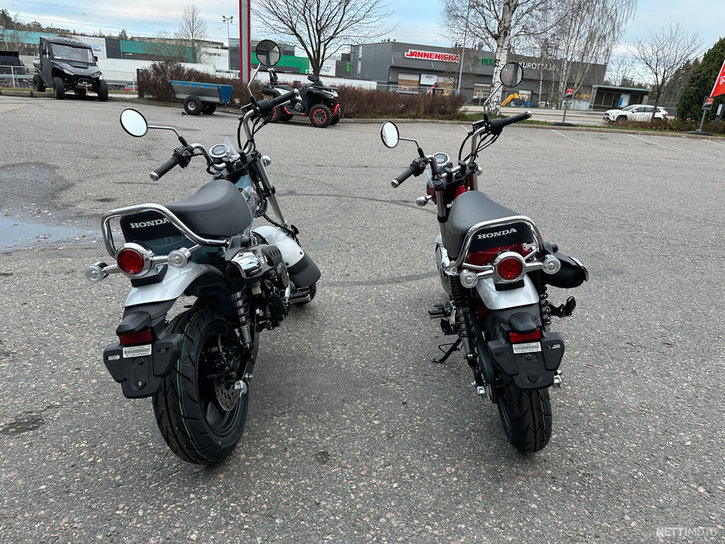 Moottoripyörä Honda Dax 2023 12701109