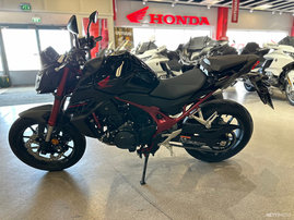 Moottoripyörä Honda CB 2023 13354832