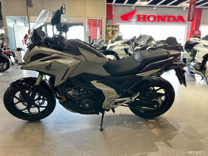 Moottoripyörä Honda NC 2024 13354868