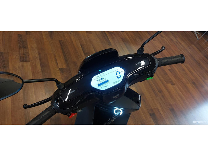 Skootteri NIU MQi 2023 13796773