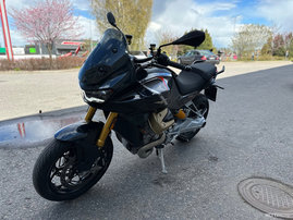 Moottoripyörä Moto Guzzi V100 Mandello 2024 13556324