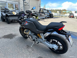 Moottoripyörä Moto Guzzi V100 Mandello 2024 13556325