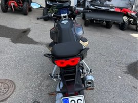 Moottoripyörä Moto Guzzi V100 Mandello 2024 13556327
