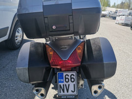 Moottoripyörä Honda ST 2005 13686391