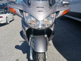 Moottoripyörä Honda ST 2005 13686406