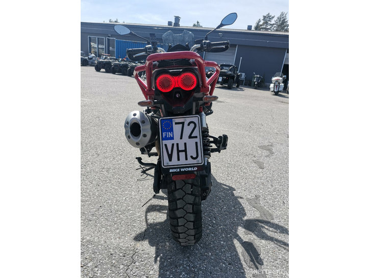 Moottoripyörä Moto Guzzi V85 2019 13774758