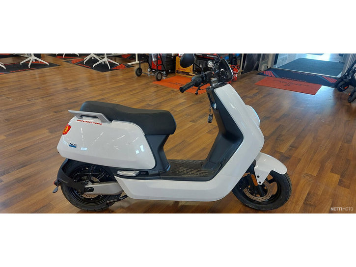 Skootteri NIU NQi 2023 13796808