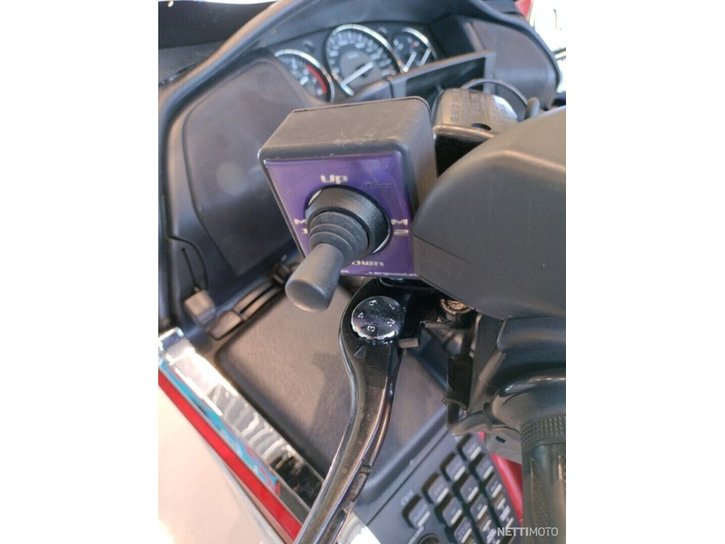 Moottoripyörä Honda GL 2014 13850941