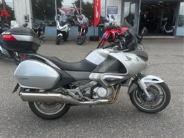 Moottoripyörä Honda NT 2008 14274996