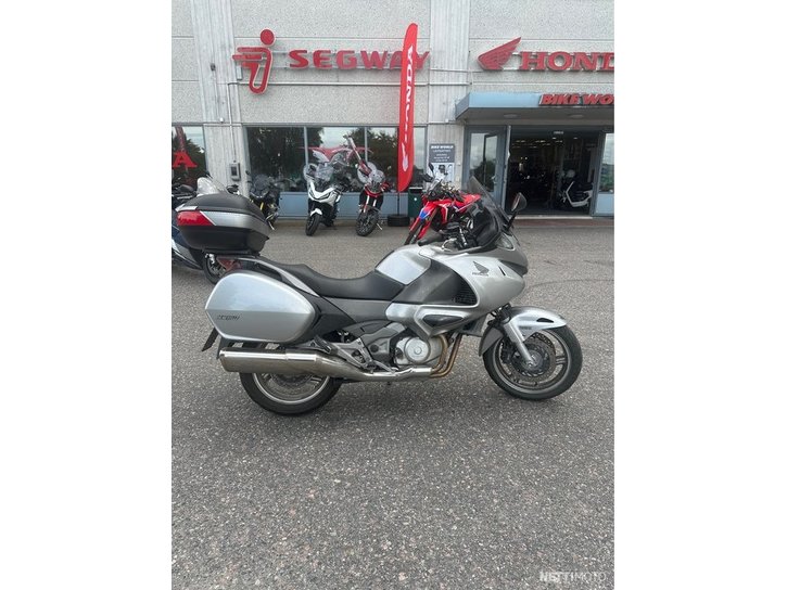 Moottoripyörä Honda NT 2008 14274996