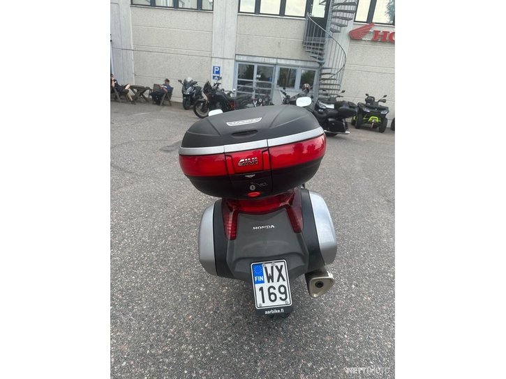 Moottoripyörä Honda NT 2008 14274997