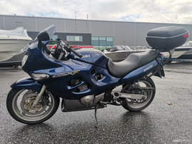 Moottoripyörä Suzuki GSX 1999 14441952