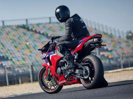 Moottoripyörä Honda CBR 2025 15006344