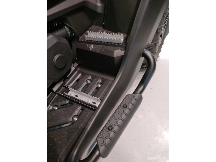 Mönkijä Segway Snarler 2025 15012501