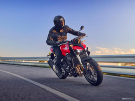 Moottoripyörä Honda CB 2025 17992418