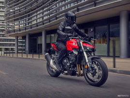 Moottoripyörä Honda CB 2025 17992423