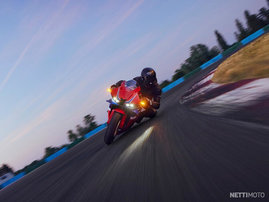 Moottoripyörä Honda CBR 2025 15375297