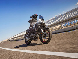 Moottoripyörä Honda NX 2025 15368736