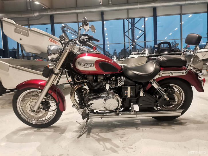 Moottoripyörä Triumph America 2002 15303111
