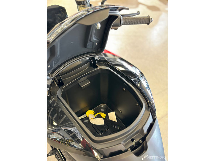 Moottoripyörä Zero SR 2024 15433132