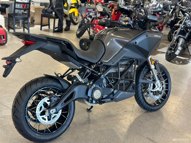 Moottoripyörä Zero DSR 2024 15433146