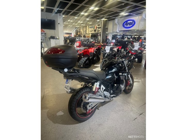 Moottoripyörä Suzuki GSX 2004 15673548