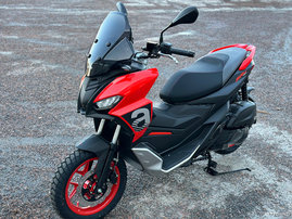Aprilia SR 3049859