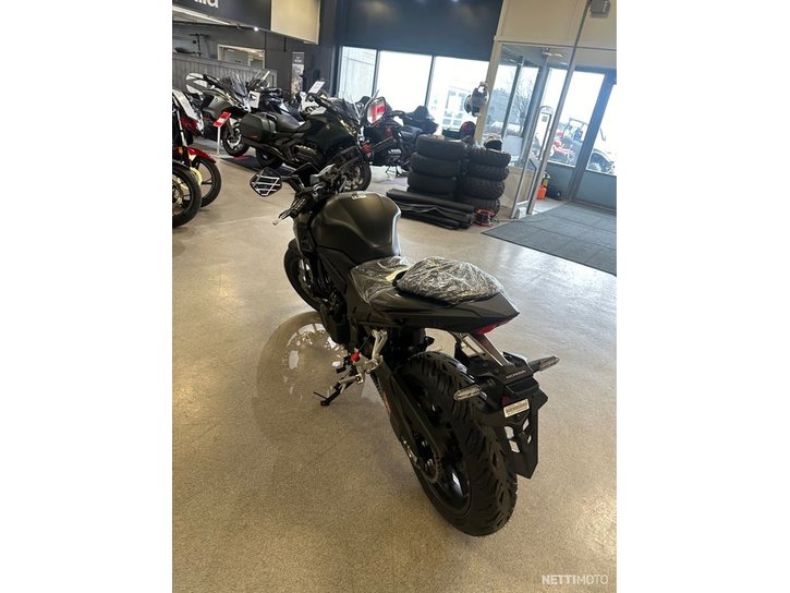 Moottoripyörä Honda CB 2024 15868127