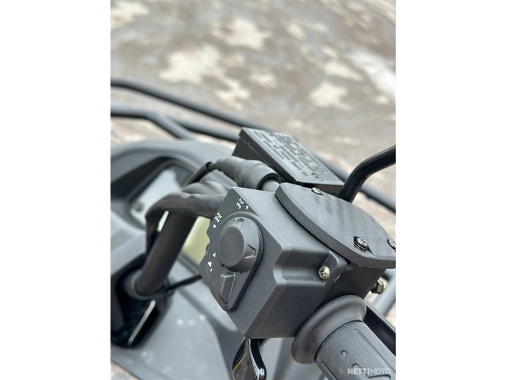 Mönkijä Segway Snarler 2024 15890381