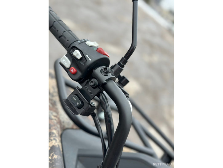 Mönkijä Segway Snarler 2024 15890414