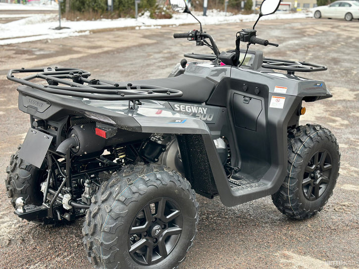 Mönkijä Segway Snarler 2024 15890428