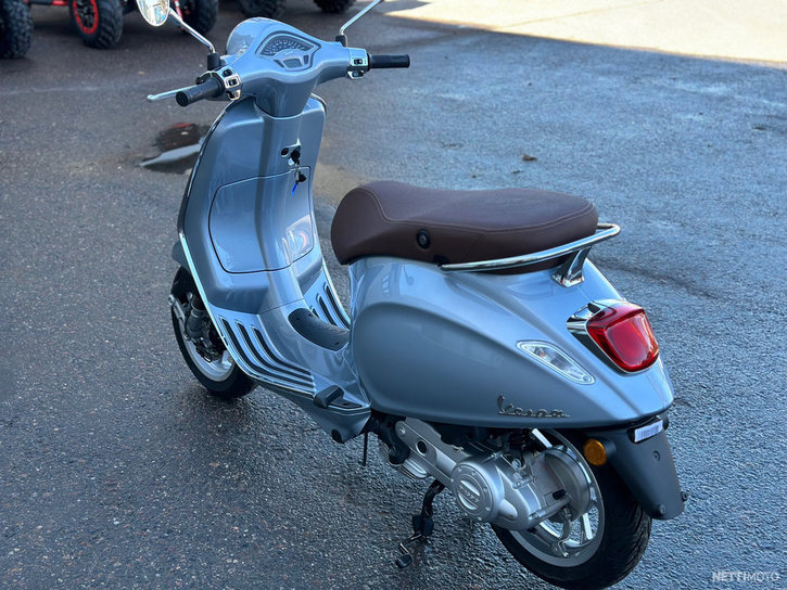 Skootteri Vespa Primavera 2023 16057243