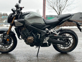 Moottoripyörä Honda CB 2025 16237966