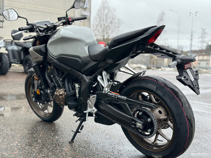 Moottoripyörä Honda CB 2025 16237971