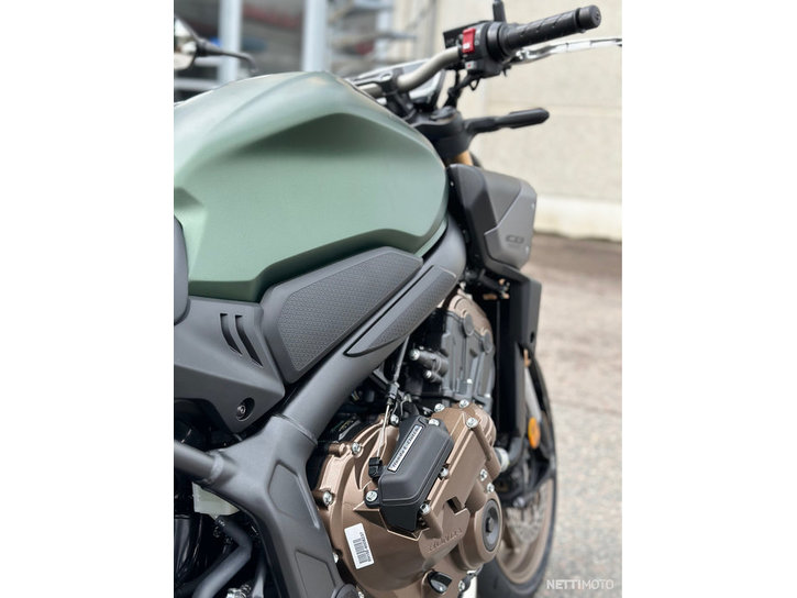 Moottoripyörä Honda CB 2025 16246969