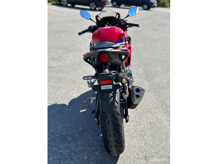 Moottoripyörä Honda CBR 2025 16494160