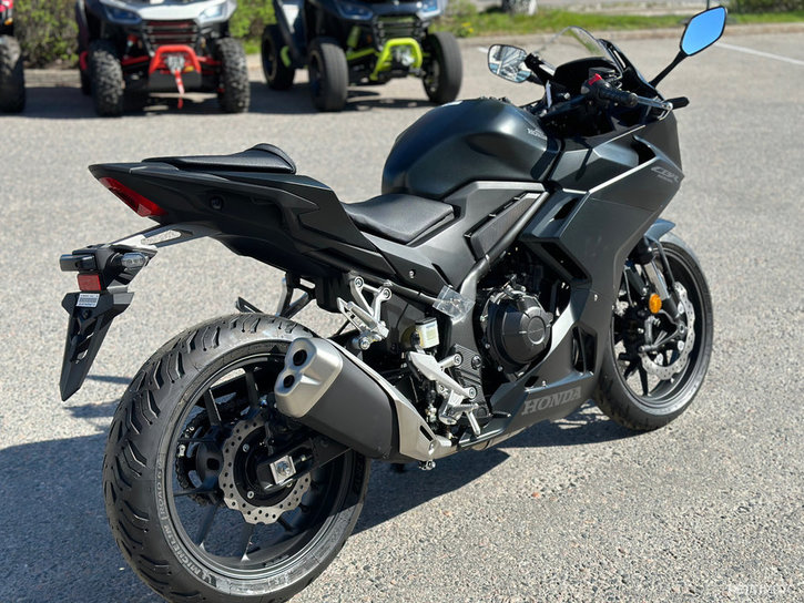 Moottoripyörä Honda CBR 2025 16494168