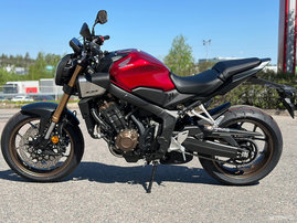 Moottoripyörä Honda CB 2025 16494547