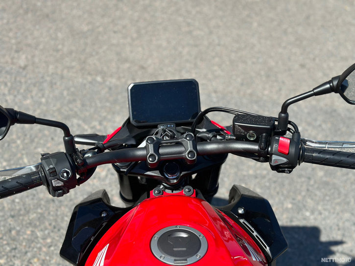 Moottoripyörä Honda CB 2024 16494589