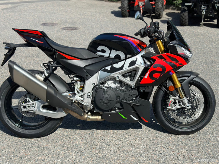 Moottoripyörä Aprilia Tuono 2023 16662604