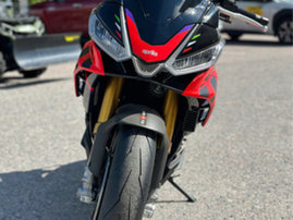 Moottoripyörä Aprilia Tuono 2023 16662622